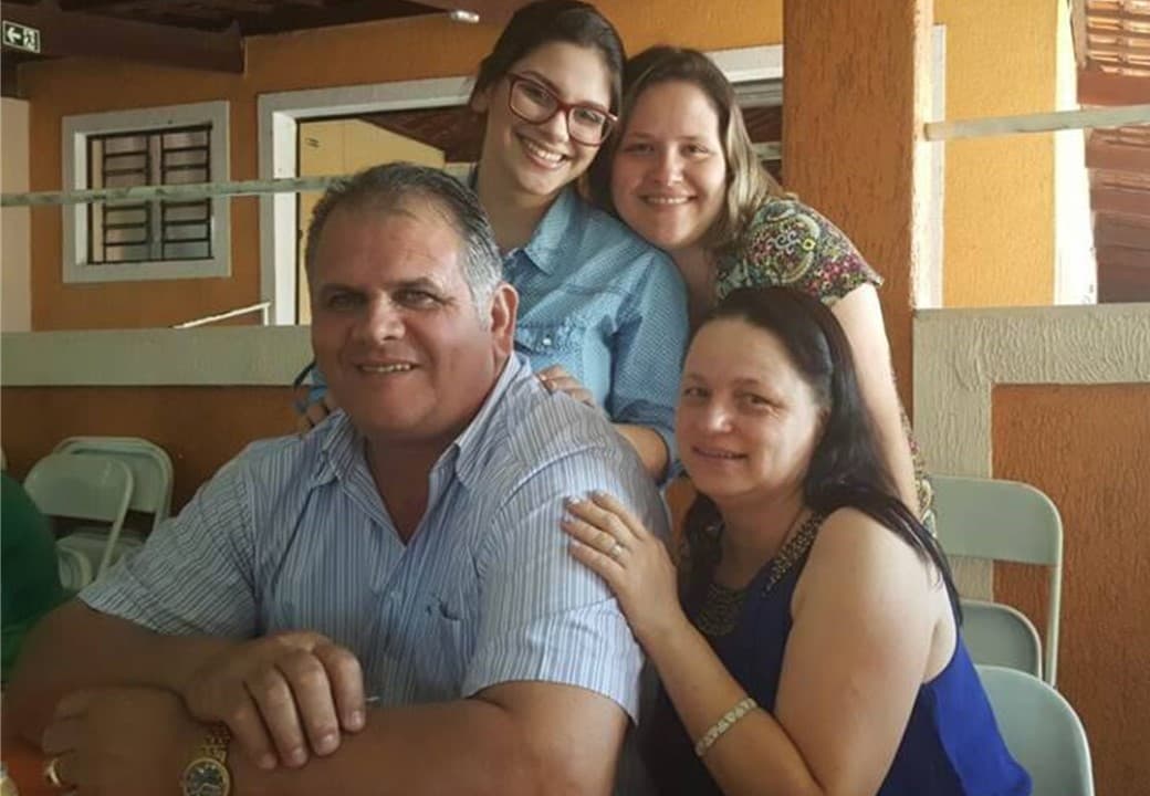 Pastor Sílvio e família